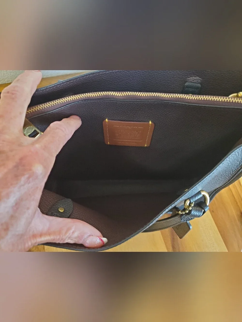 COACH TYLER CARRYALL IN EXCELLENT CONDITION!